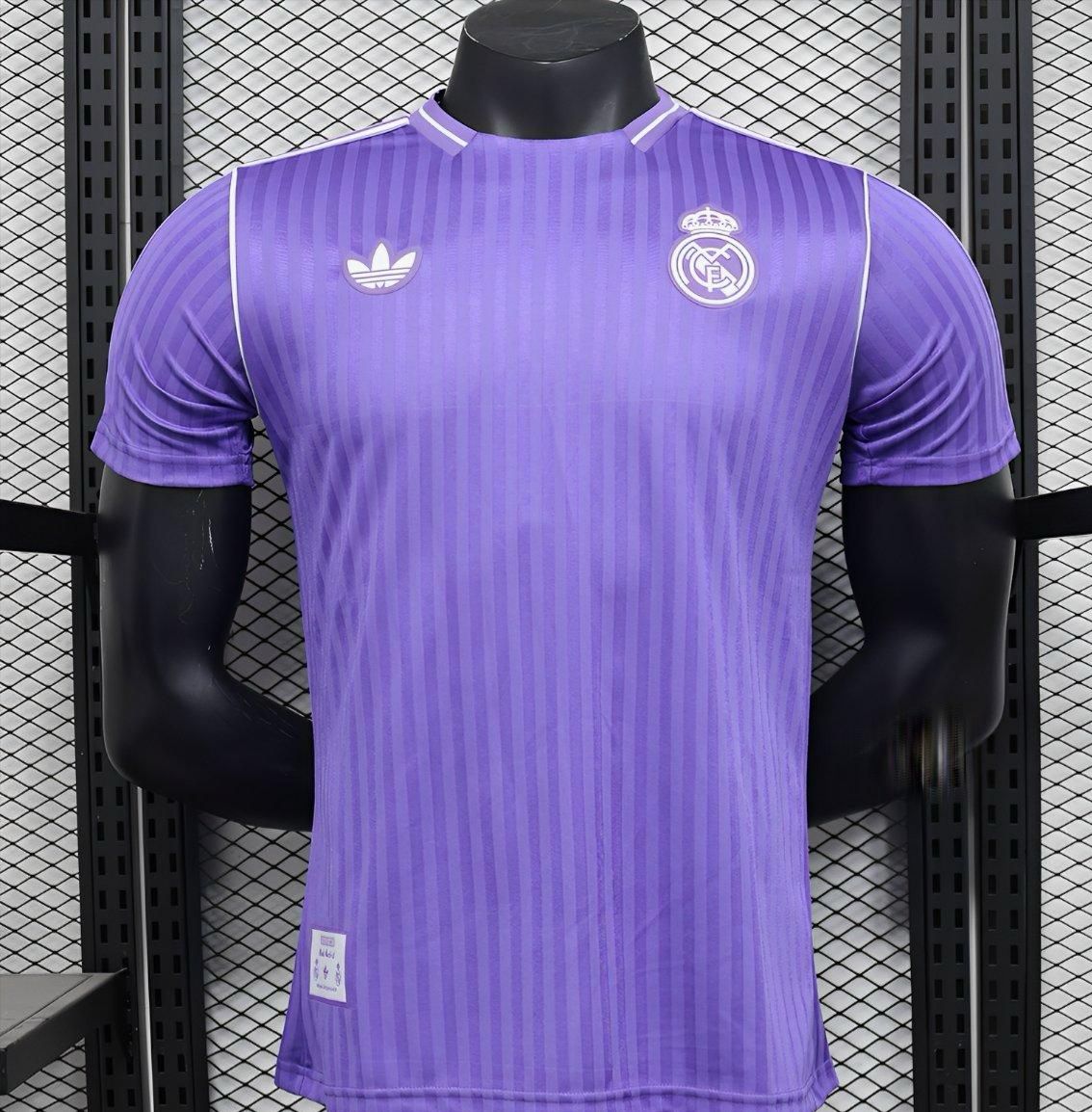 Real Madrid Pre Match Shirt 2025/26