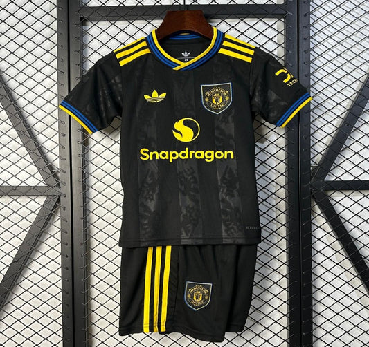 Manchester United third Kids set 2025/26
