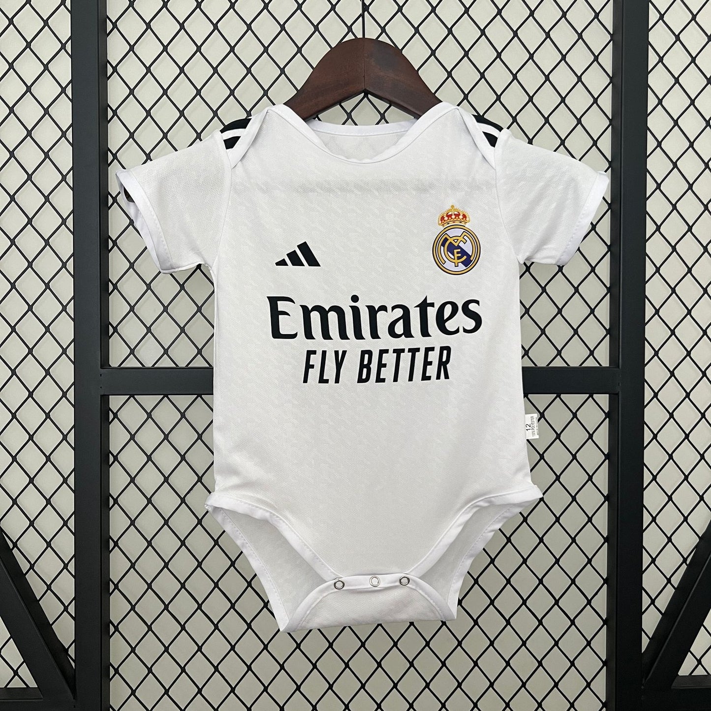 Real Madrid infant